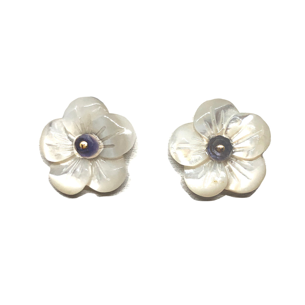 Blossom navy stud