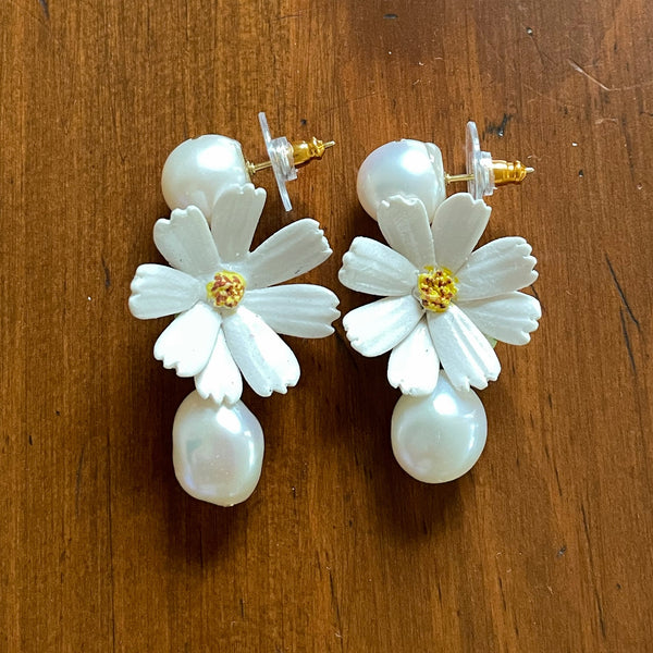 Cosmos pearl drops in white – Meg Carter Designs