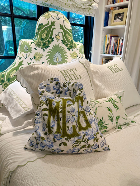 Monogrammed Hydrangea Laundry Bag – Meg Carter Designs
