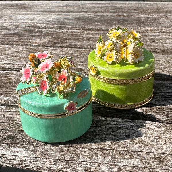 Floral Round Monogrammed Trinket Box