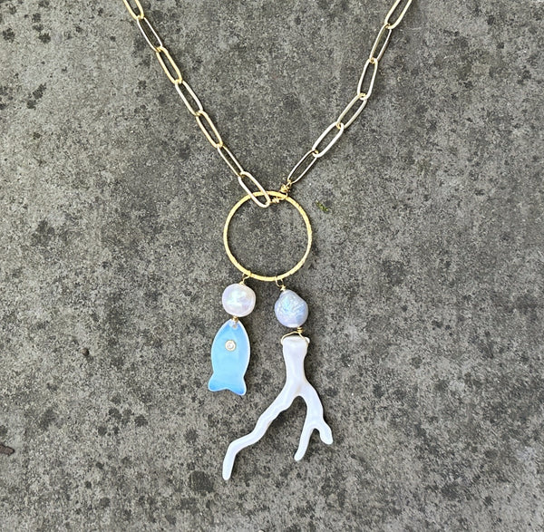 Mirabel chain in White