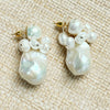 Audrey drops in white pearls