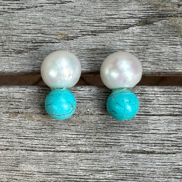 Big Pearl, little turquoise blue