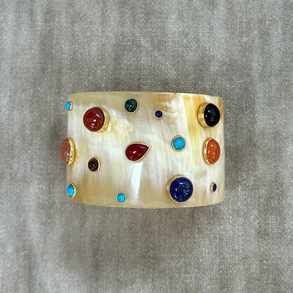 Nora horn cuff