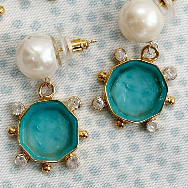 Venetia intaglio drops in sea kelp